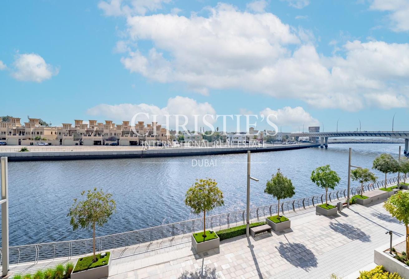 Skyline Elegance | Waterfront Living | 2BR APT photo 19