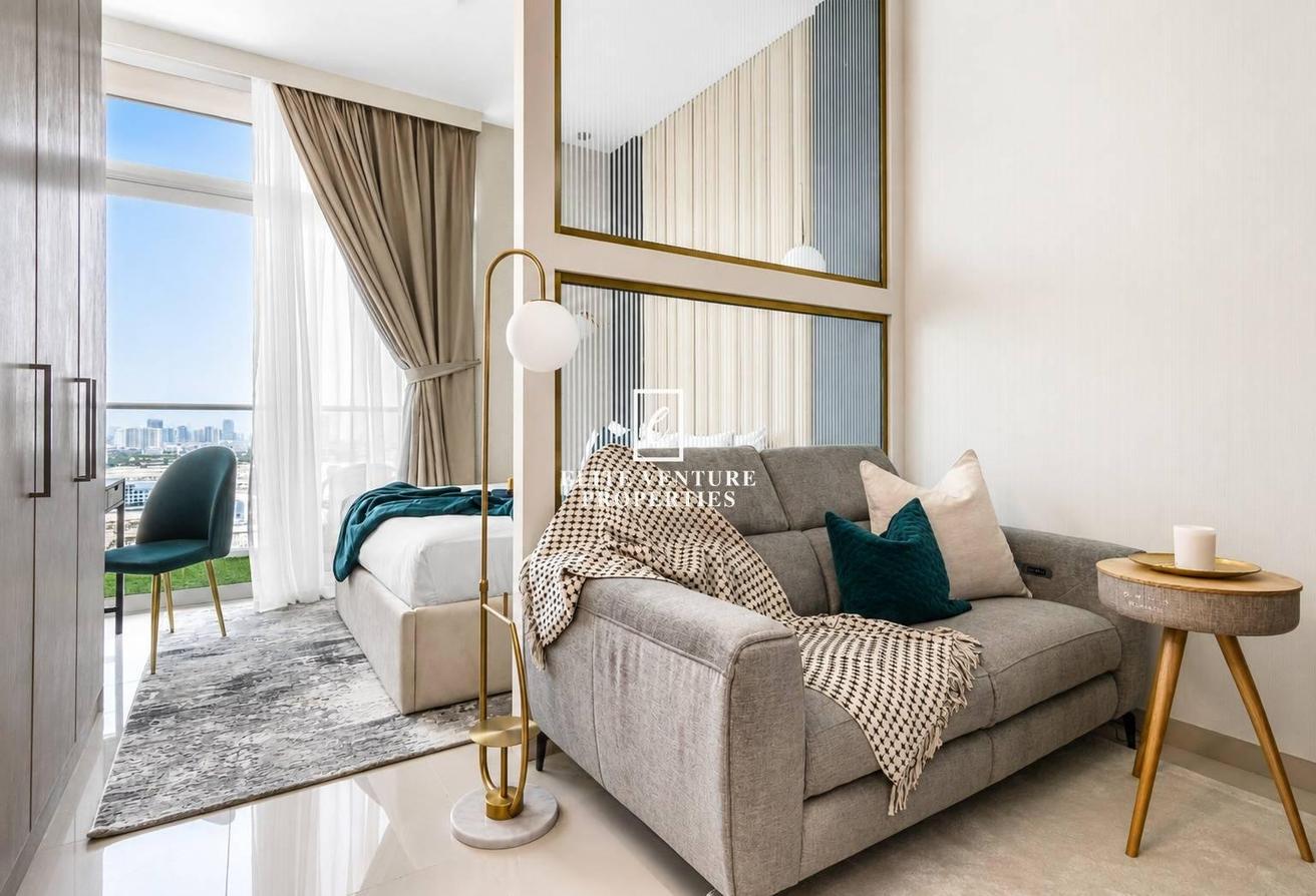 ALL BILLS INCLUDED | FULLY FURNISHED | HIGH FLOOR photo 2