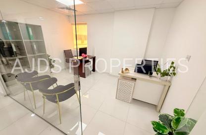 Office Space - Studio - 1 Bathroom for rent in Silver Home Building - Hor Al Anz - Deira - Dubai