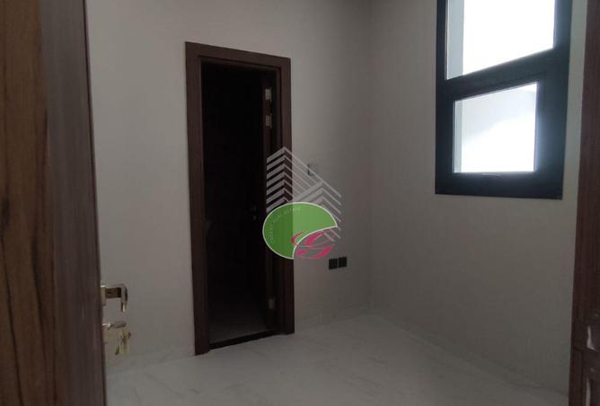 92714610 - صورة العقار 3