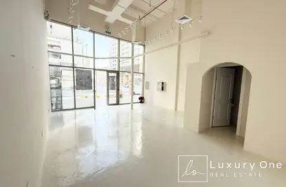 Retail - Studio for rent in Pearl House - District 13 - Jumeirah Village Circle - Dubai