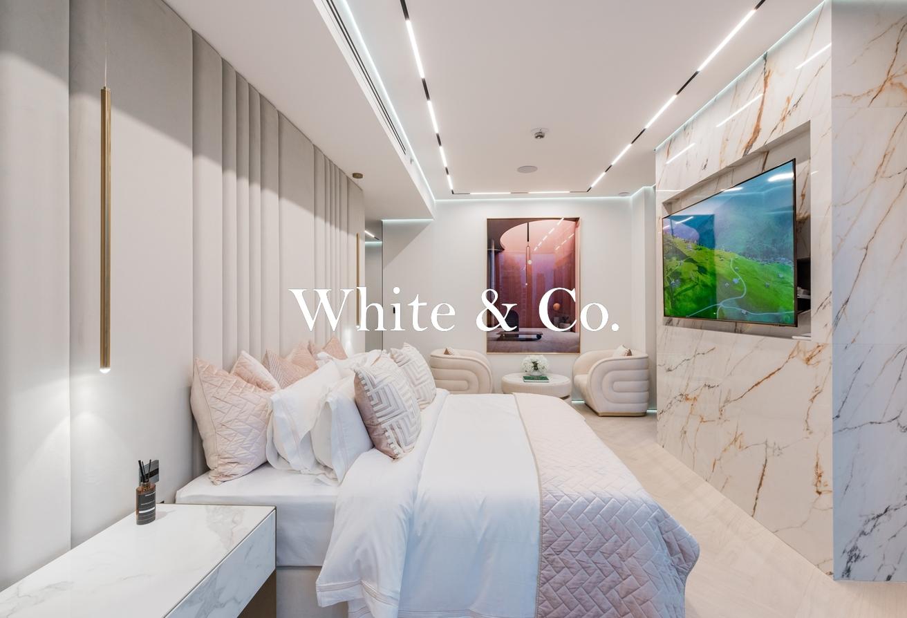 Luxury | High End Furnishings | Duplex photo 3