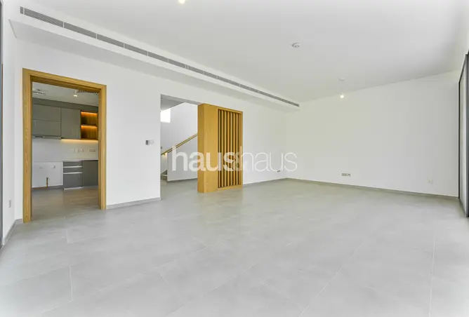 162333879 - Property Image 3