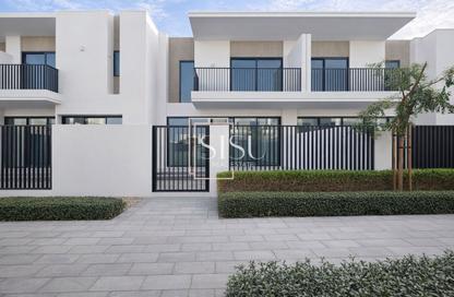 Villa - 3 - 4 for sale in Elora - The Valley - Dubai