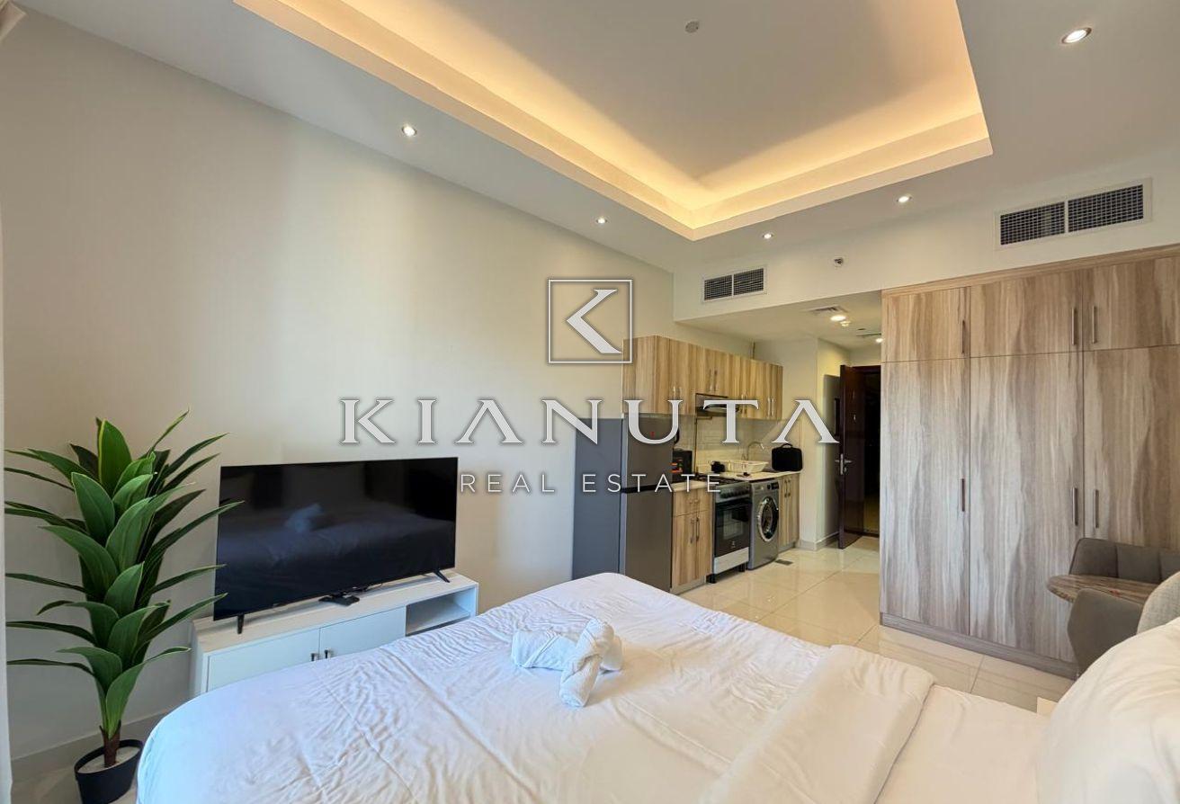 SPACIOUSE | READY TO MOVE | PRIME LOCATION photo 5