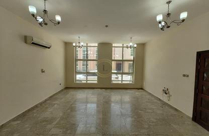Villa - 5 Bedrooms - 5 Bathrooms for rent in Al Hili - Al Ain