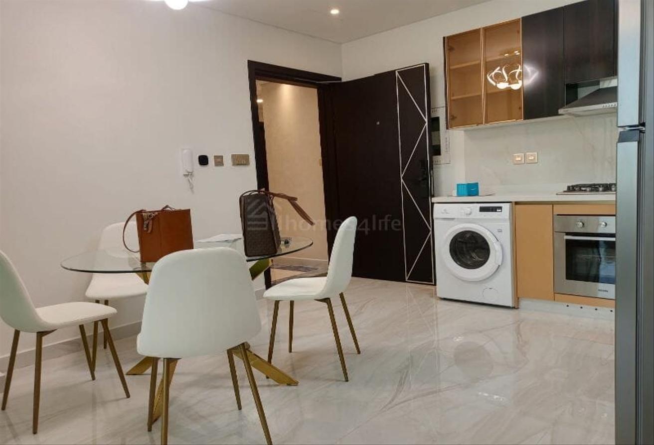 Furnished 1 Bed | study | Available sept photo 5