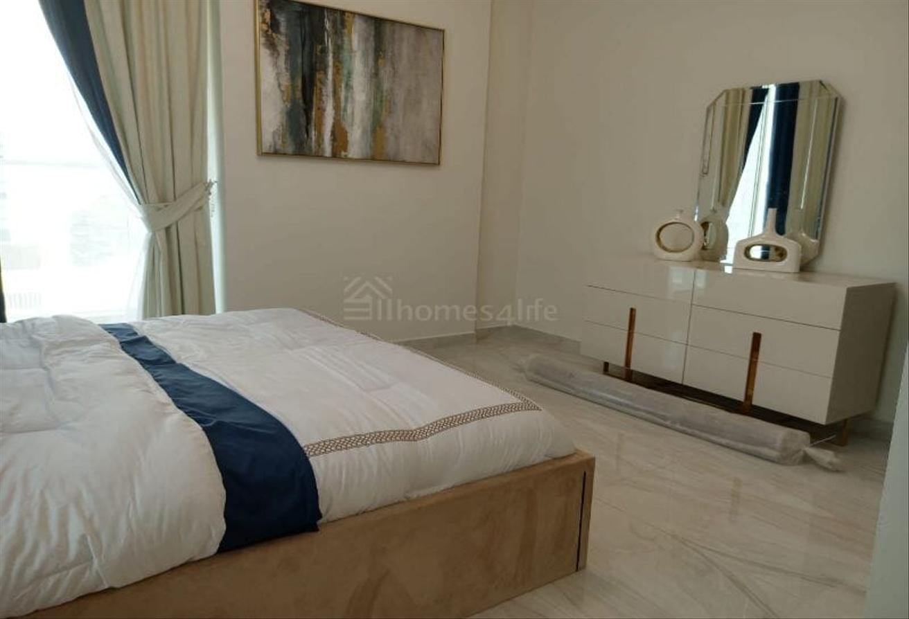 Furnished 1 Bed | study | Available sept photo 10