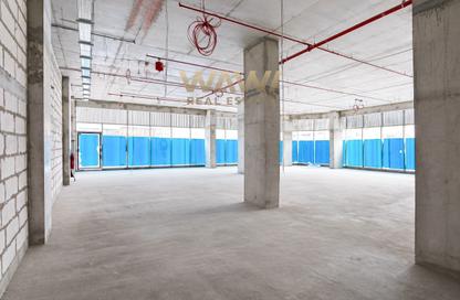 Shop - Studio - 2 for rent in Binghatti Phantom - District 17 - Jumeirah Village Circle - Dubai