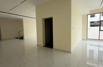 Villa - 5 Bedrooms - 7+ Bathrooms for rent in Al Tai - Sharjah