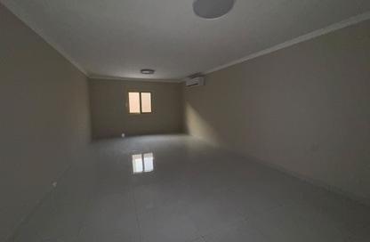 Villa - 3 - 4 for rent in Al Khezamia - Halwan - Sharjah Villa - 3 - 4 for rent in Al Khezamia - Halwan - Sharjah