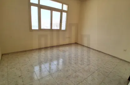 Apartment - 1 Bathroom for rent in Fire Station Road - Muwaileh - Sharjah