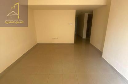 Apartment - 2 Bedrooms - 2 Bathrooms for rent in Abu Shagara building - Abu shagara - Sharjah