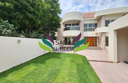 Villa - 4 Bedrooms - 4 Bathrooms for rent in Jumeirah 1 Villas - Jumeirah 1 - Jumeirah - Dubai Villa - 4 Bedrooms - 4 Bathrooms for rent in Jumeirah 1 Villas - Jumeirah 1 - Jumeirah - Dubai