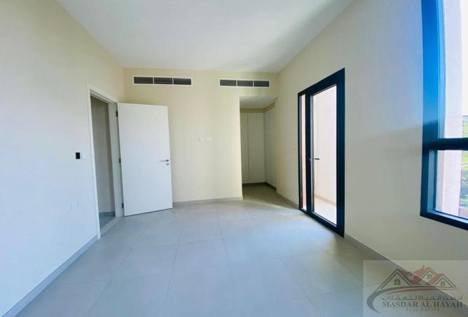 2Onbd1EJ7dA - Property Image 2