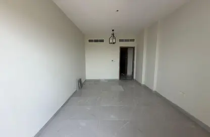 Apartment - 1 Bedroom - 2 Bathrooms for rent in Muweileh Community - Muwaileh Commercial - Sharjah