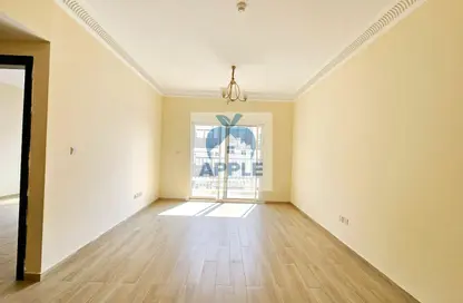 شقة - غرفة نوم - 2 حمامات للايجار في بناية مويليح 3 - مويلح - الشارقة