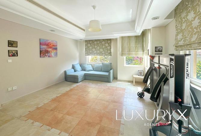 73840117 - Property Image 2