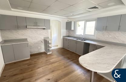 Villa - 4 - 4 for rent in Meadows 2 - Meadows - Dubai