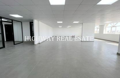 Office Space - Studio - 1 for rent in Muwaileh 3 Building - Muwaileh - Sharjah
