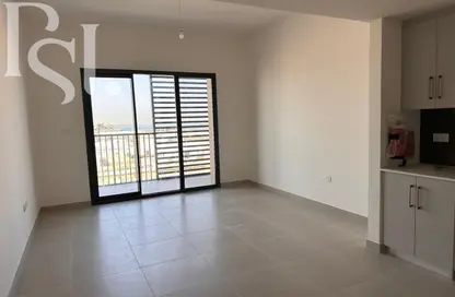 Apartment - 1 Bedroom - 2 Bathrooms for sale in Jawahar Tower - Al Majaz - Sharjah