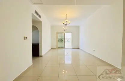 Apartment - 2 Bedrooms - 2 Bathrooms for rent in Muwaileh 29 Building - Muwaileh - Sharjah