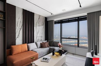 Apartment - 1 Bedroom - 2 Bathrooms for sale in The Palm Tower - Palm Jumeirah - Dubai