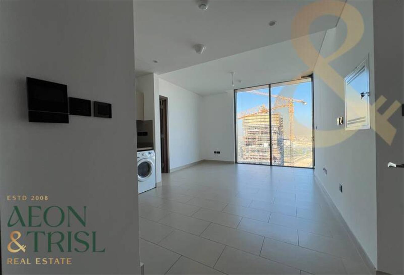 1 BR + Study | Creek View | Higher Floor photo 8