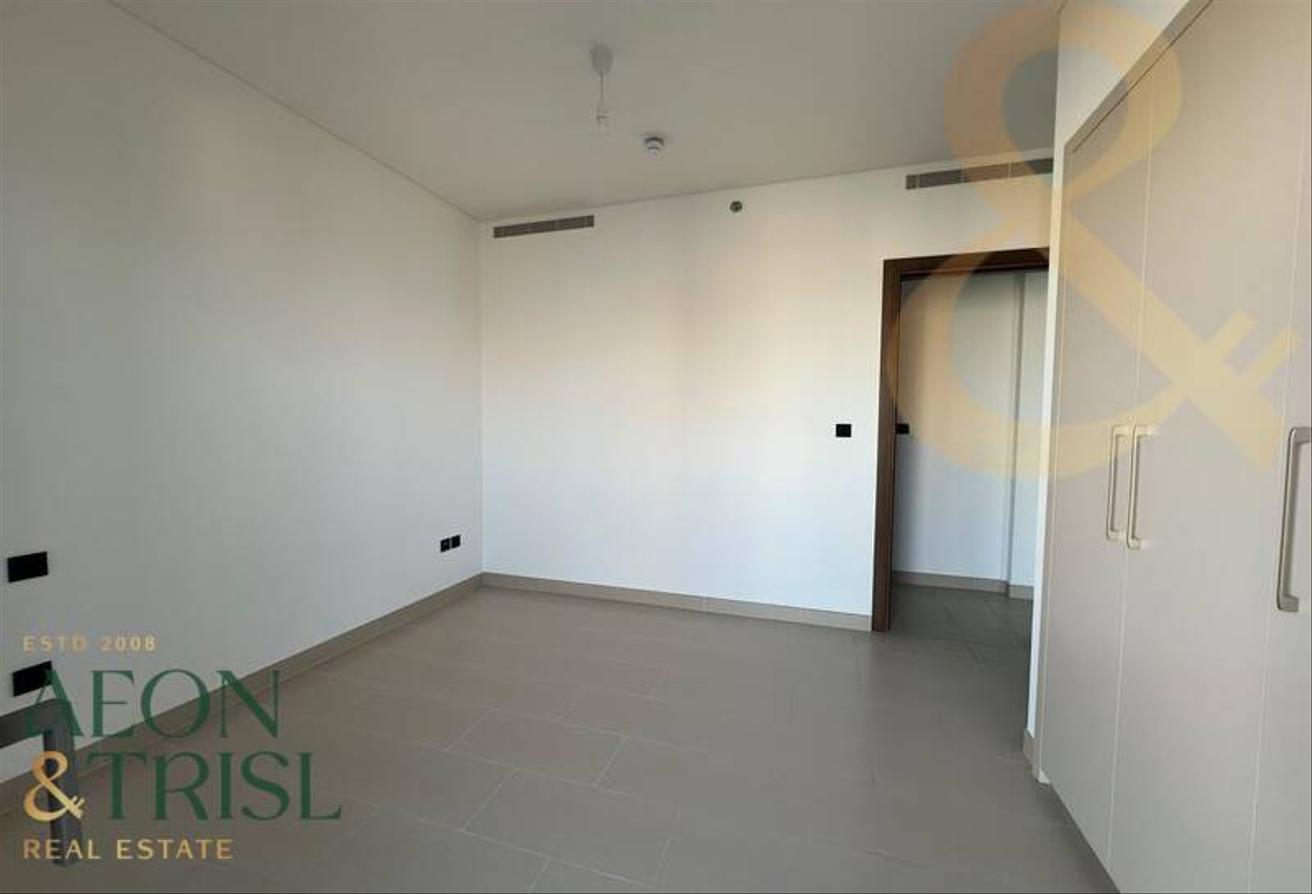 1 BR + Study | Creek View | Higher Floor photo 6