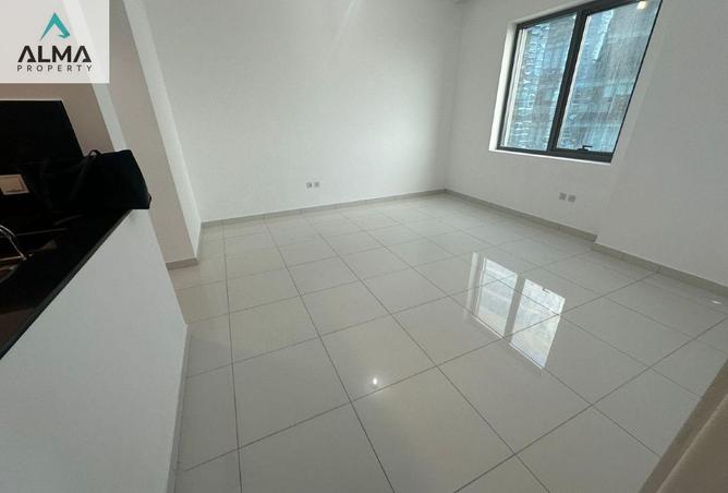 54394841 - صورة العقار 2