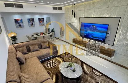 Apartment - 2 Bedrooms - 3 Bathrooms for rent in Corniche Tower - Ajman Corniche Road - Ajman