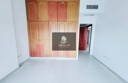 شقة - 2 غرف نوم - 2 حمامات للايجار في برج الفجر - النهدة - الشارقة