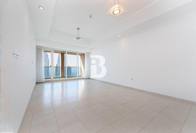 Canal Burj Al Arab Stable View | White Goods photo 3