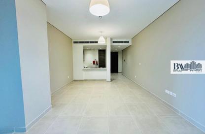 Apartment - 1 Bedroom - 2 Bathrooms for rent in Tiara West Tower - Business Bay - Dubai