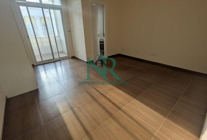 60144402 - صورة العقار 3