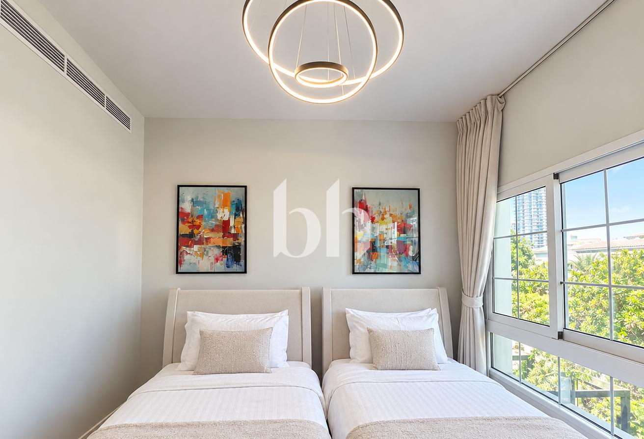 Extended | Furnished | Upgraded | Vacant photo 8