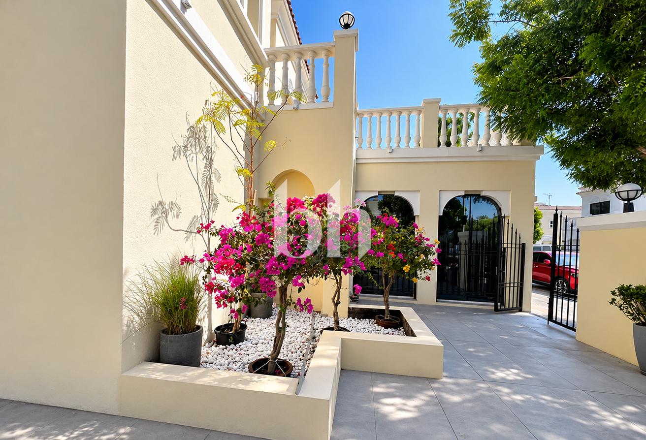 Extended | Furnished | Upgraded | Vacant photo 13