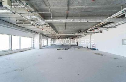 Half Floor - Studio - 1 Bathroom for rent in Conrad Commercial Tower - Sheikh Zayed Road - Dubai