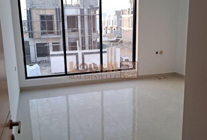 105550422 - Property Image 3