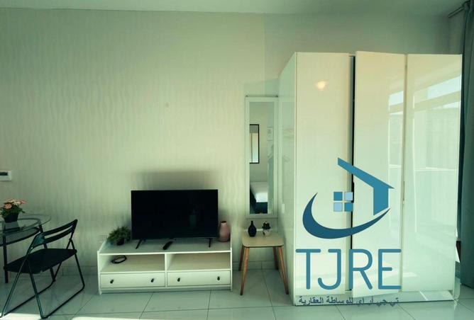HOT RENTAL DEAL | FULLY FURNISHED STUDIO | PALAZZO photo 3