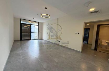 Apartment - 2 Bedrooms - 3 Bathrooms for rent in Al Khan Corniche - Al Khan - Sharjah