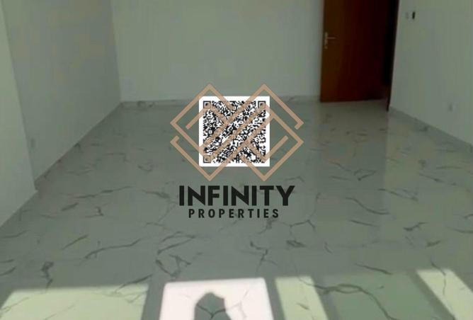 136077407 - Property Image 2