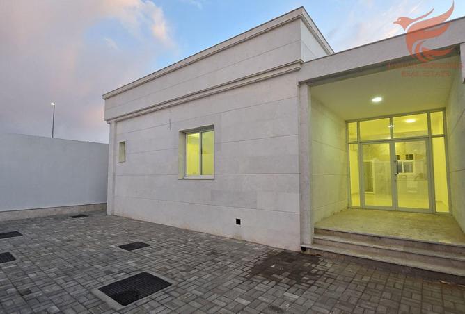 71124837 - صورة العقار 2