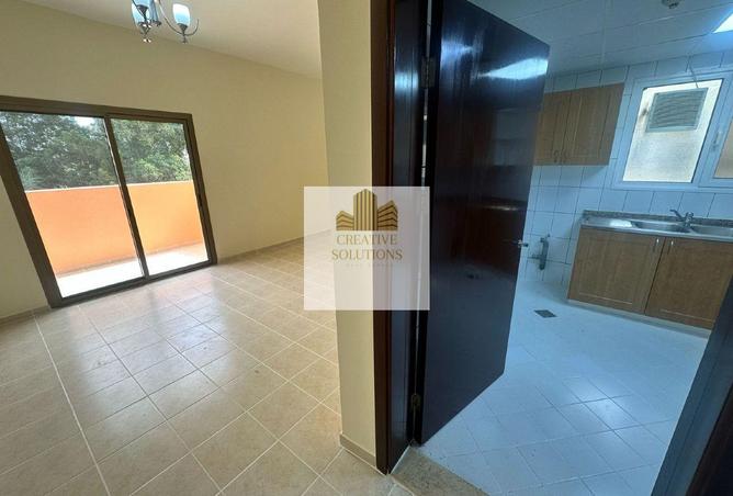 88308000 - Property Image 2