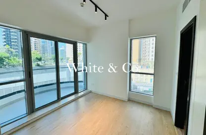 شقة - غرفة نوم - 2 حمامات للبيع في برج ذا بوينت - دبي مارينا - دبي