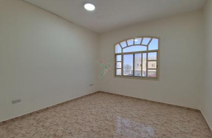 Apartment - 2 Bedrooms - 2 Bathrooms for rent in Al Marayegh - Al Jaheli - Al Ain
