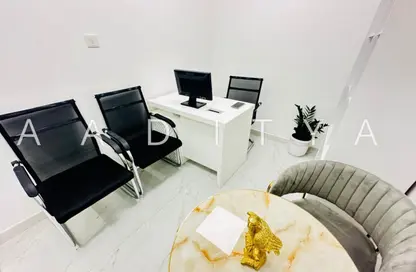 مكتب - غرفة نوم - 1 حمام للايجار في ريم ريزدنسي - الكرامة - دبي