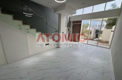 Townhouse - 1 - 2 for rent in Rukan 3 - Rukan - Dubai
