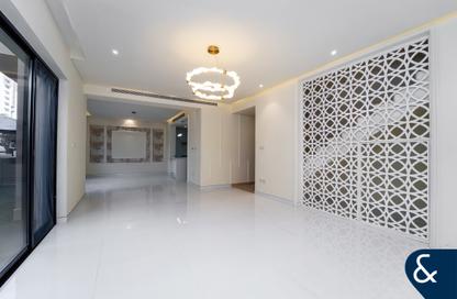 Villa - 4 - 4 for sale in Bloomingdale - Dubai Sports City - Dubai