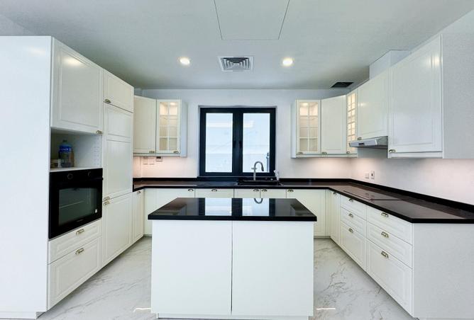 100386335 - Property Image 3